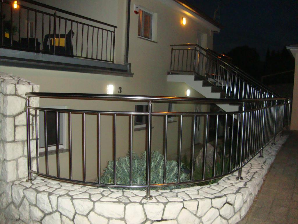 Apartments Ilona Нови-Винодолски Экстерьер фото