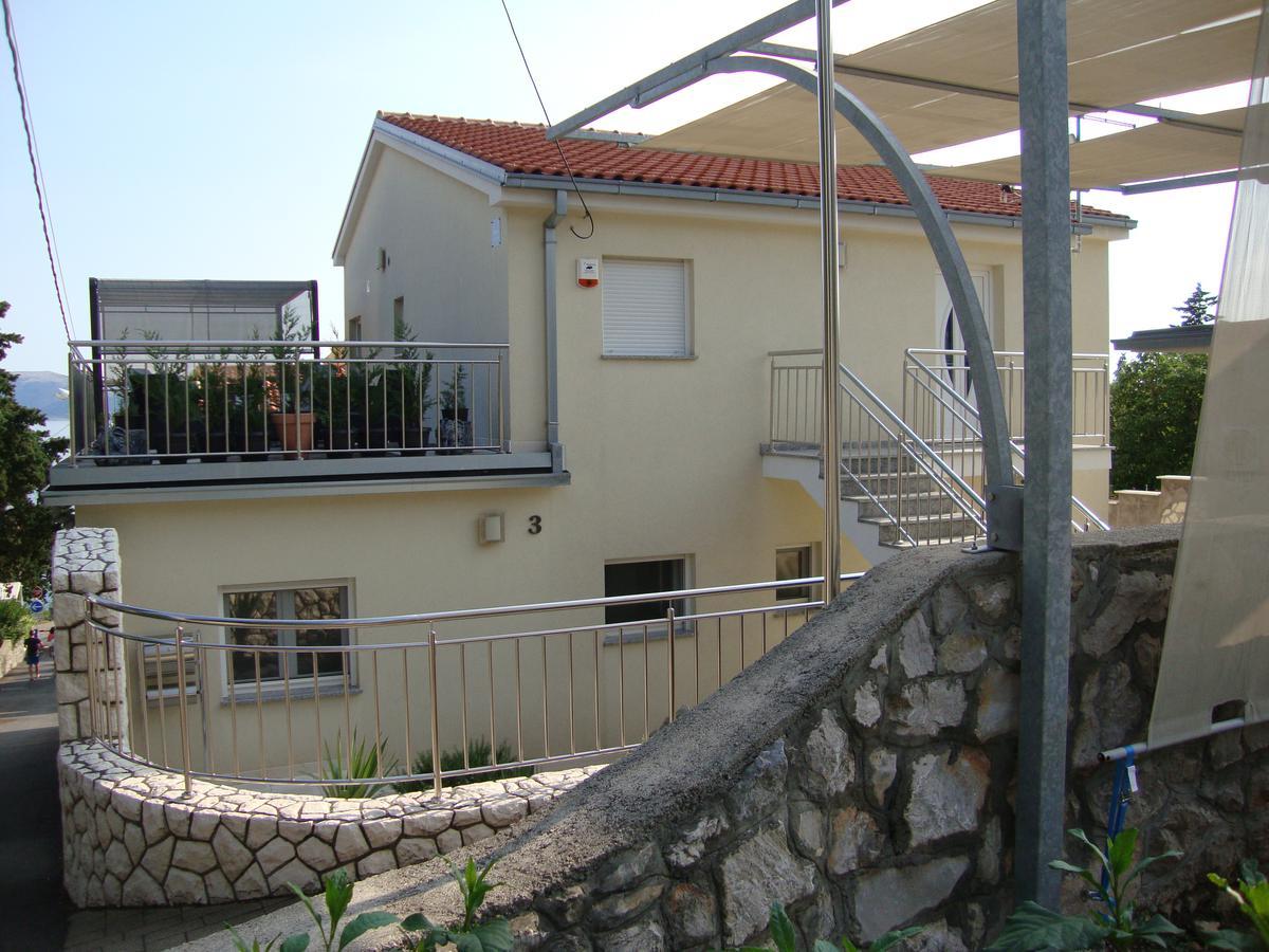 Apartments Ilona Нови-Винодолски Экстерьер фото