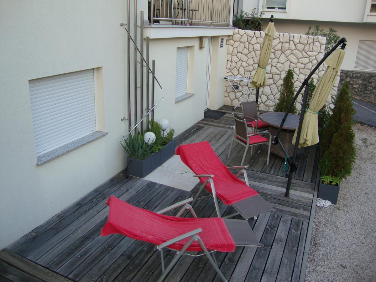 Apartments Ilona Нови-Винодолски Экстерьер фото